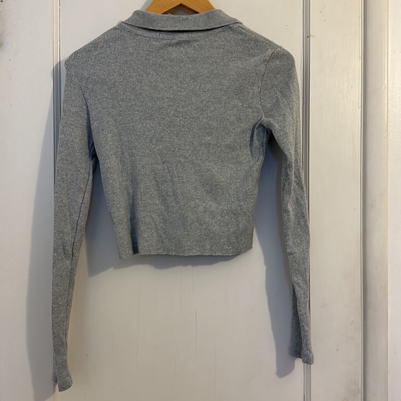 Brandy Melville collared button top - Picture 2 of 4